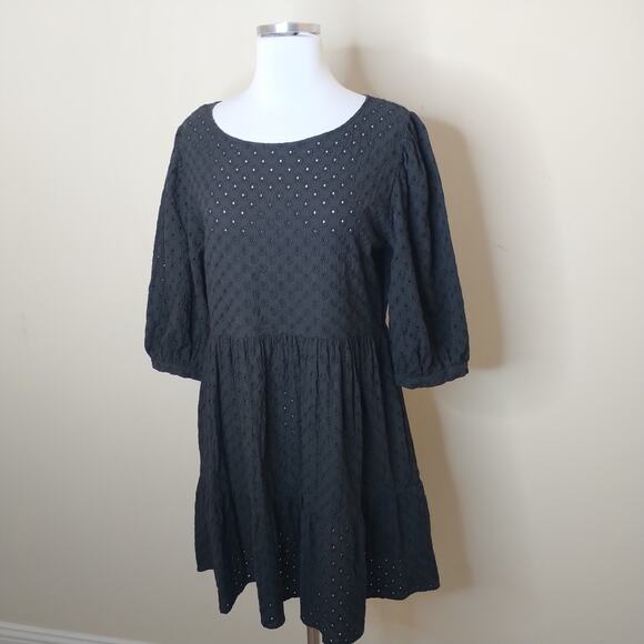 WAYF Eyelet Embroidered Tiered Dress Dede x Emily Collab - Picture 4 of 10